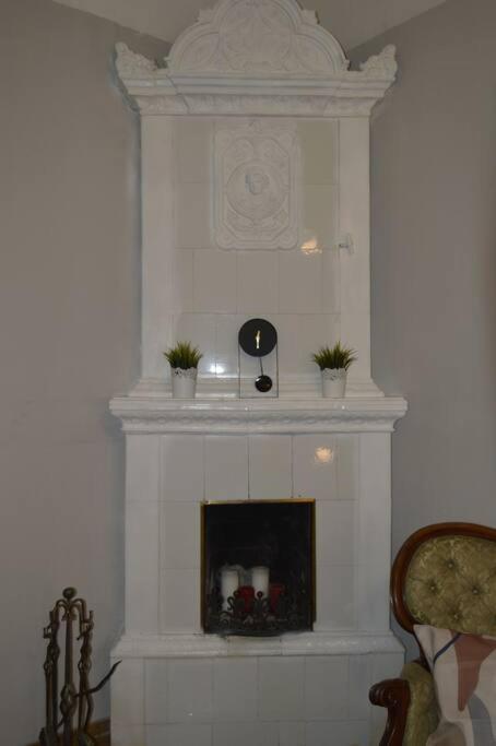 Unique Spacious Classic 3 Bedroom Midtown Apartment ! Billiard Room ! Riga Dış mekan fotoğraf
